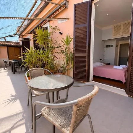 3 Min From Termini Station - 3 Bedrooms - 3 Private Bathrooms Apartment